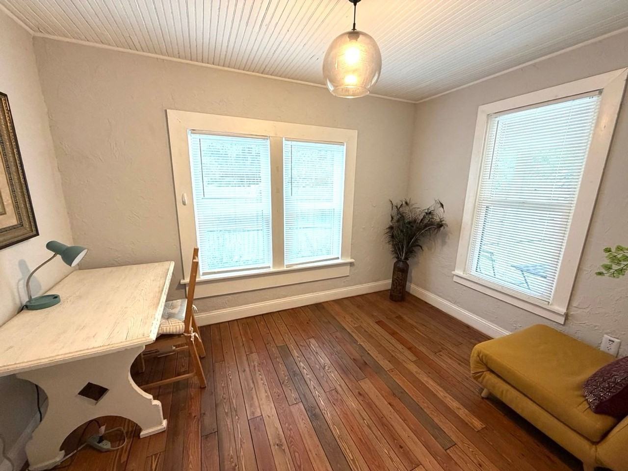 1720 Boulder St - Photo 4 of 20