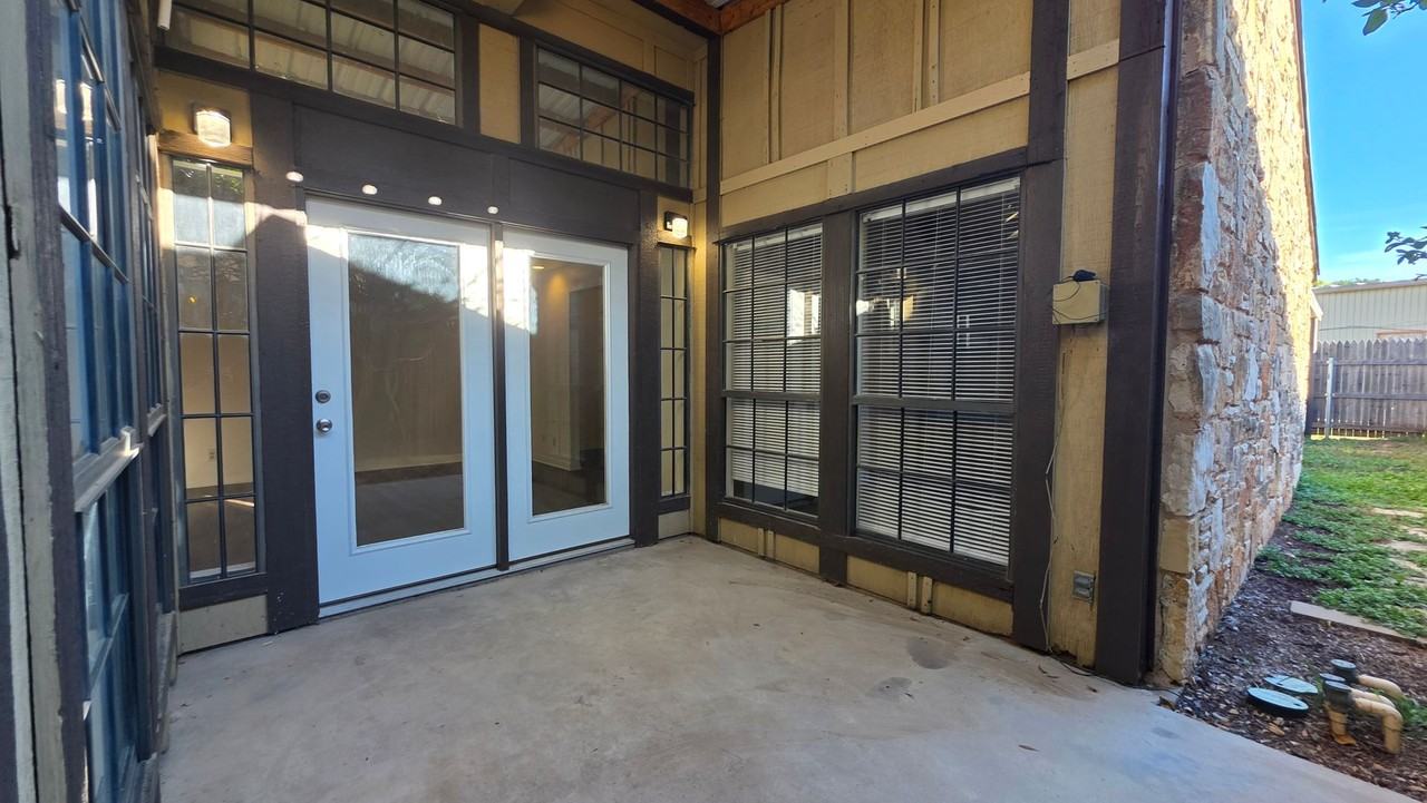 1723 Utah Avenue - Photo 2 of 15