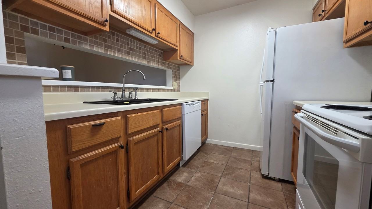 1723 Utah Avenue - Photo 4 of 15