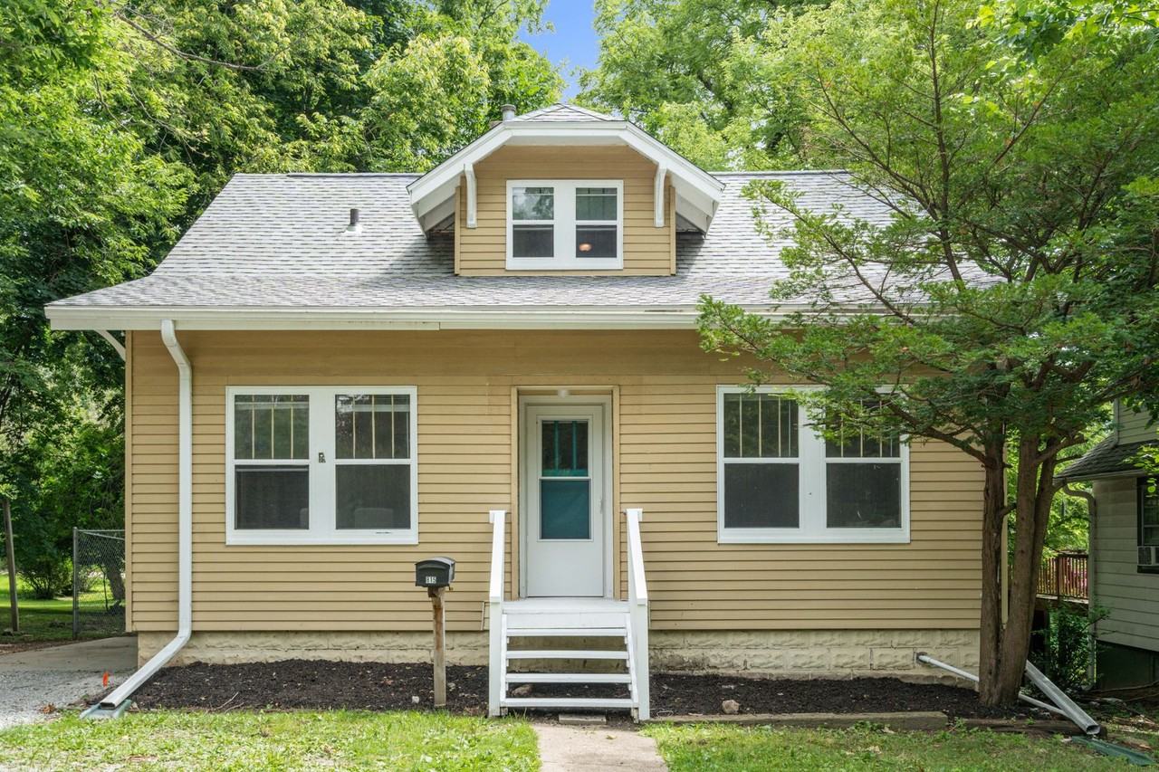 815 River St - Photo 2 of 23