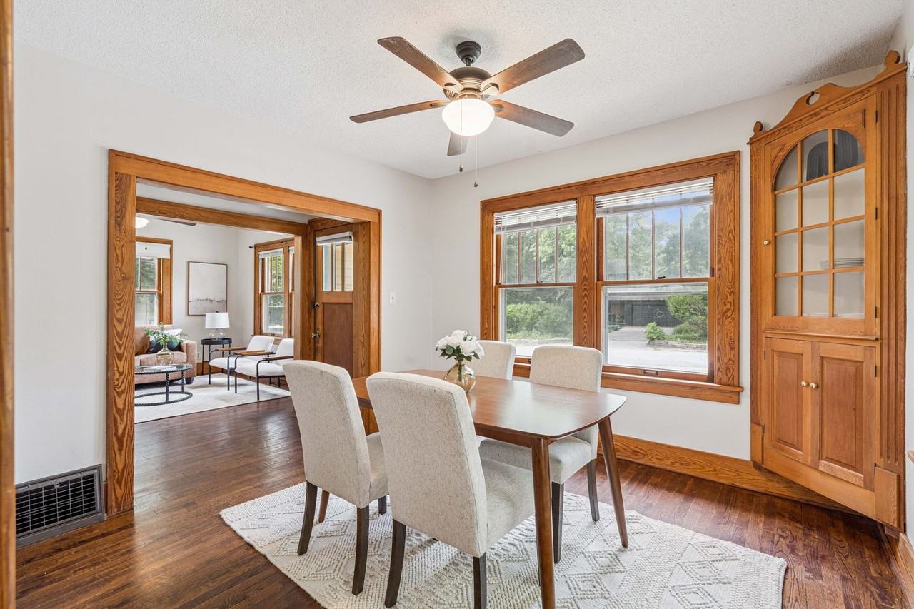815 River St - Photo 3 of 23