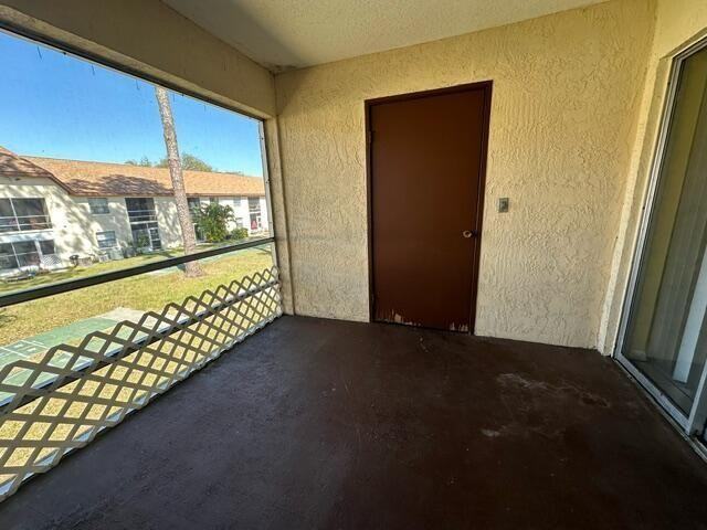 3061 Sir Hamilton Cir - Photo 2 of 9