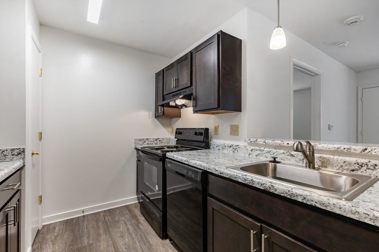 Enoch George Manor 55+ - Photo 4 of 40