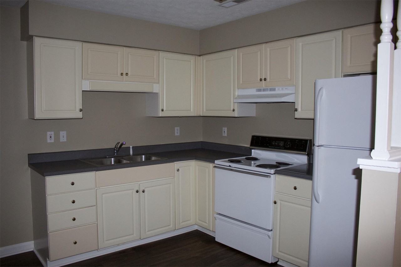 2467 3rd Ave - Photo 4 of 20