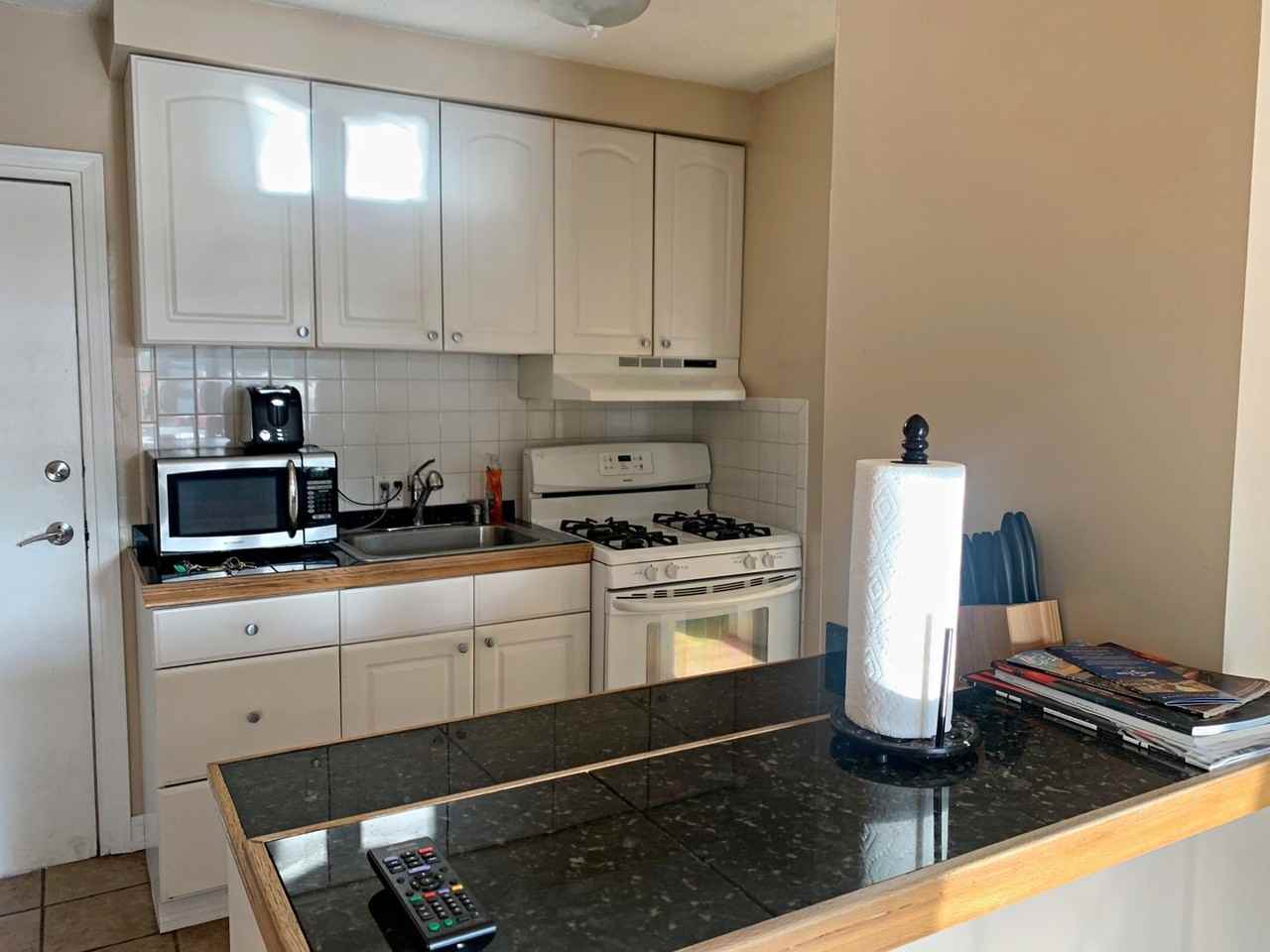 6871 Franklin Ave - Photo 5 of 50