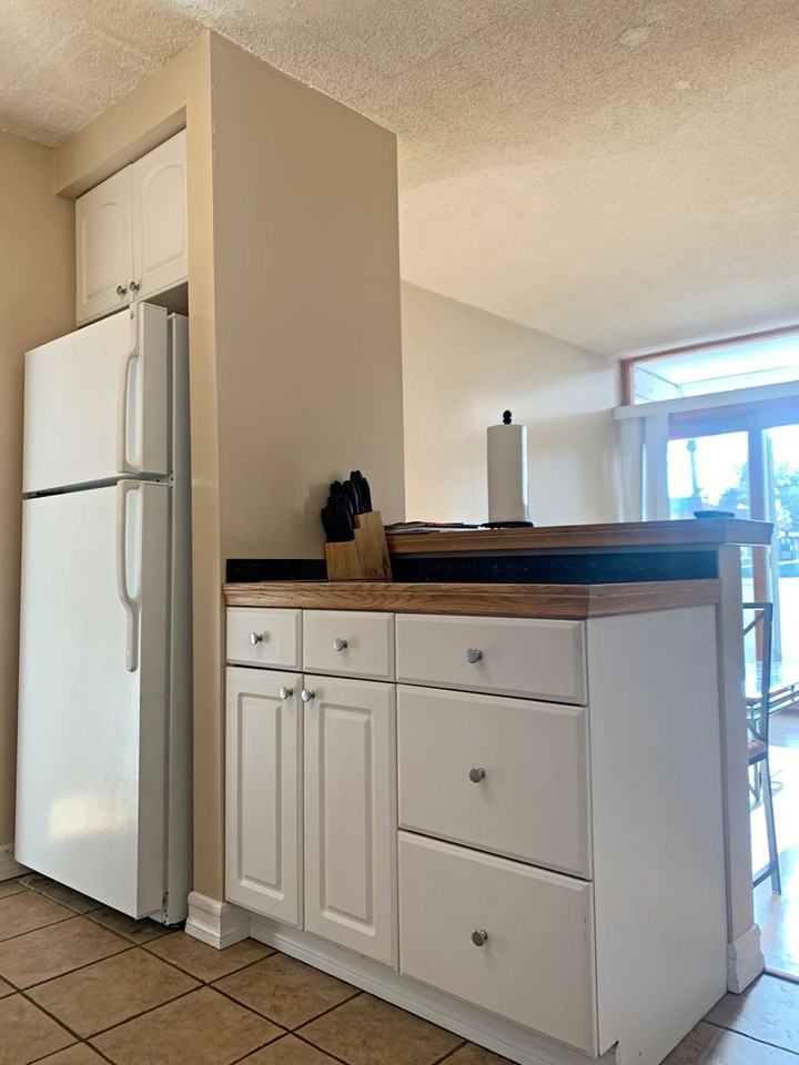 6871 Franklin Ave - Photo 7 of 50