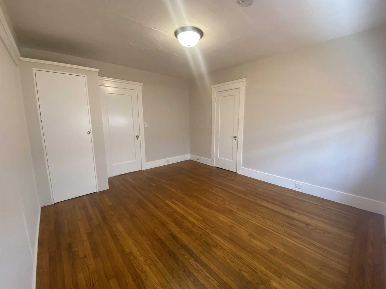 1401 Bellevue Ave - Photo 4 of 31