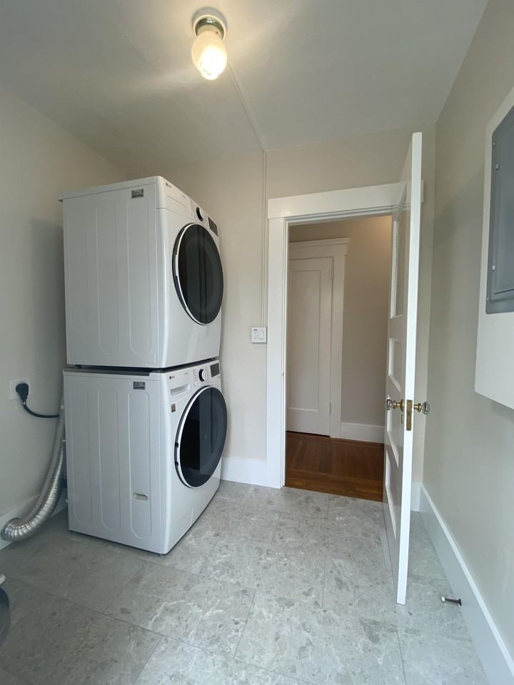 1401 Bellevue Ave - Photo 2 of 31