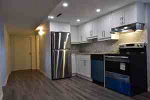 featured image of 123 East 19th St