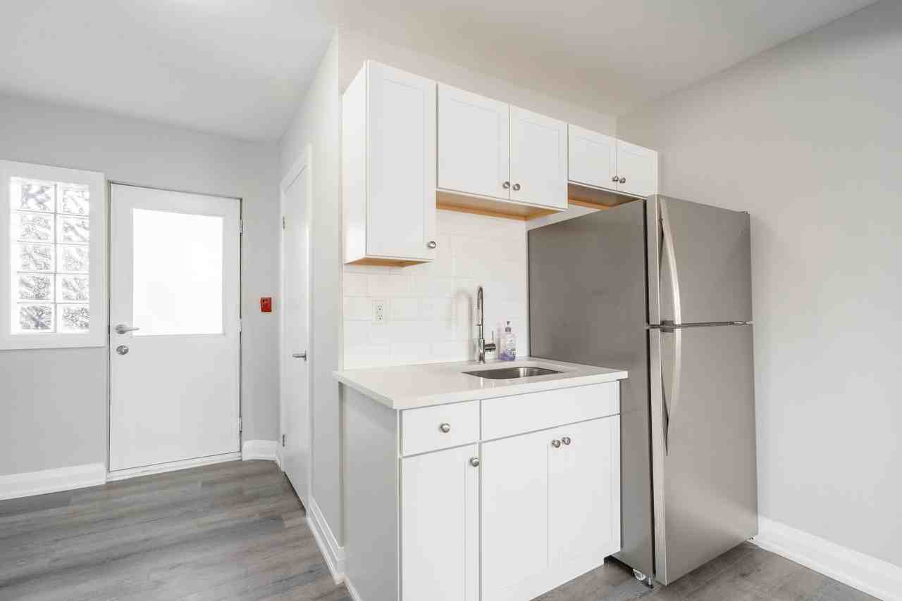 81 Gibson Unit 6 - Photo 2 of 13