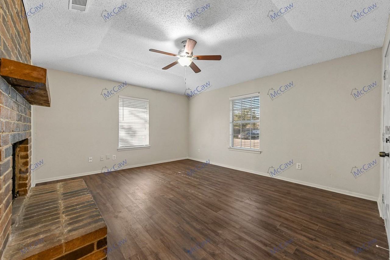 7728 Jamie Renee Ln - Photo 4 of 20