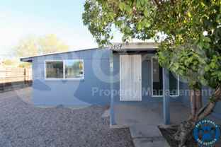 2404 E Cameron Vis - Photo 1 of 1