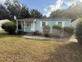 featured image of 803 Devon Dr