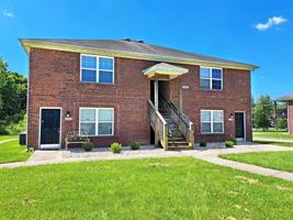 featured image of 306 Keeneland Dr #1B