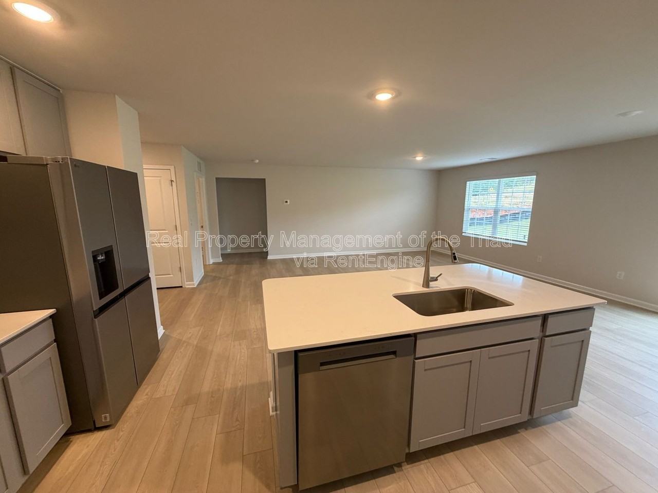 1784 Mallard Dr - Photo 3 of 29