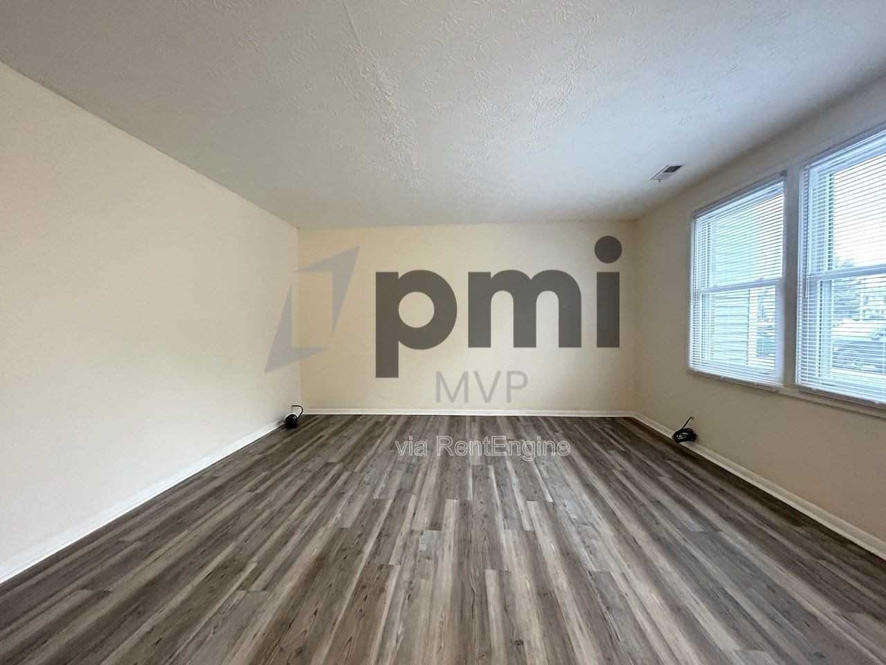 7490 Stonetrail Way - Photo 6 of 26