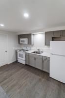 featured image of 911 East Bridgeport Avenue #B