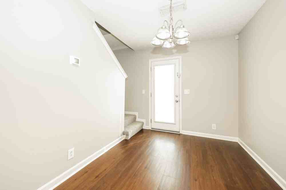 2726 Apostle Ln - Photo 6 of 17