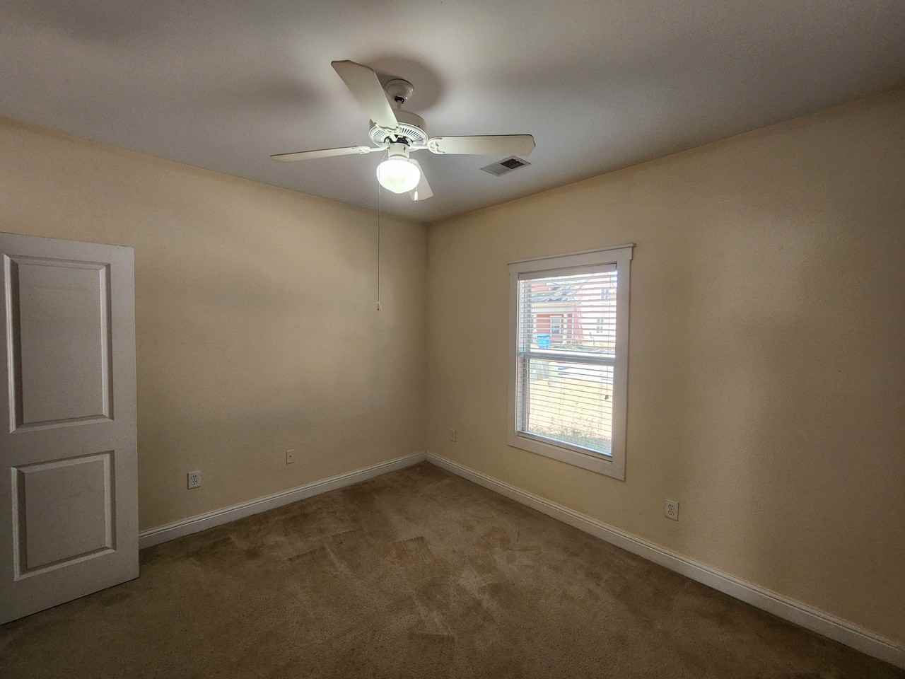 100 Davis St #45 - Photo 3 of 19