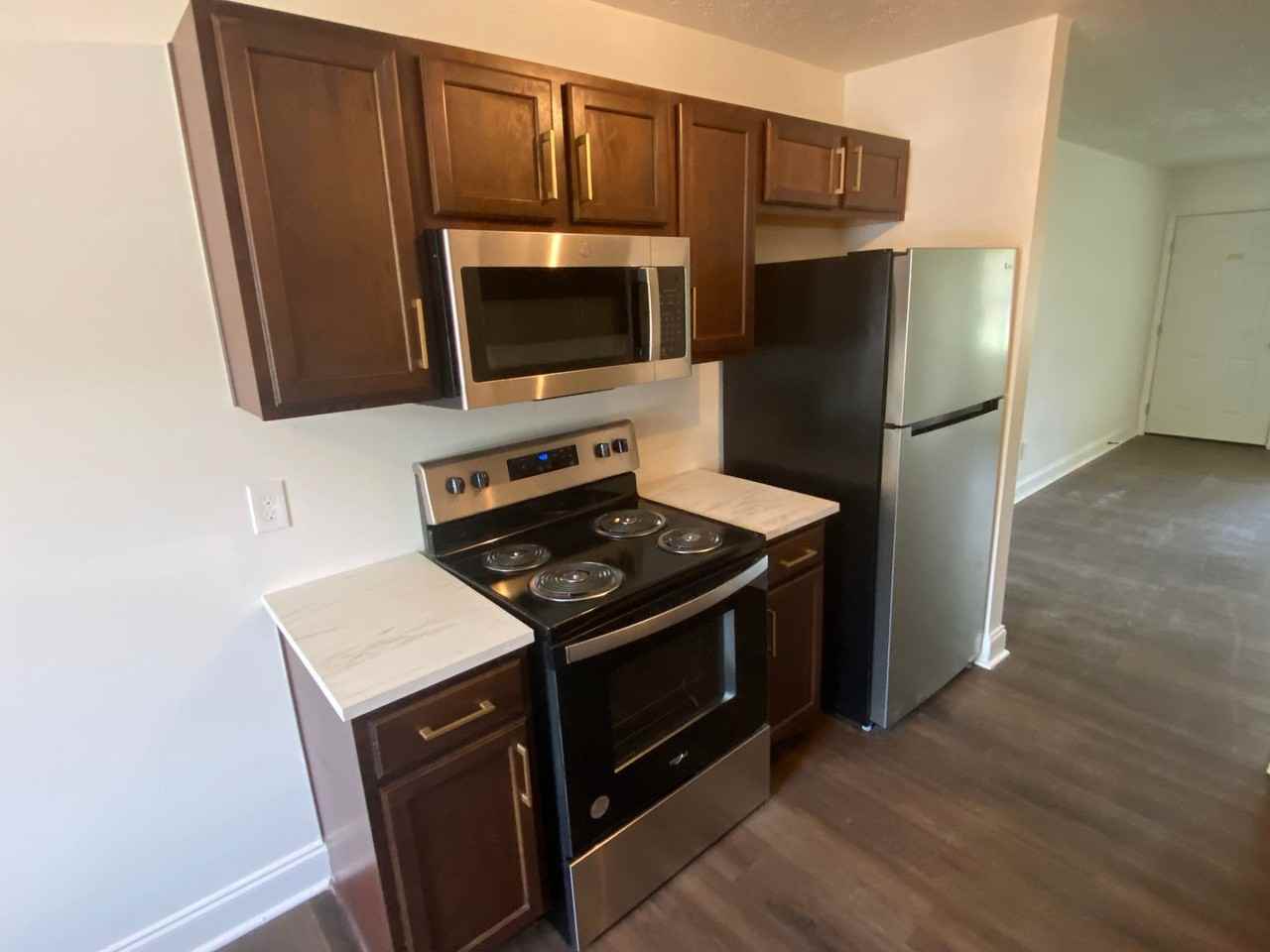 507 Geneva St #212 - Photo 5 of 17