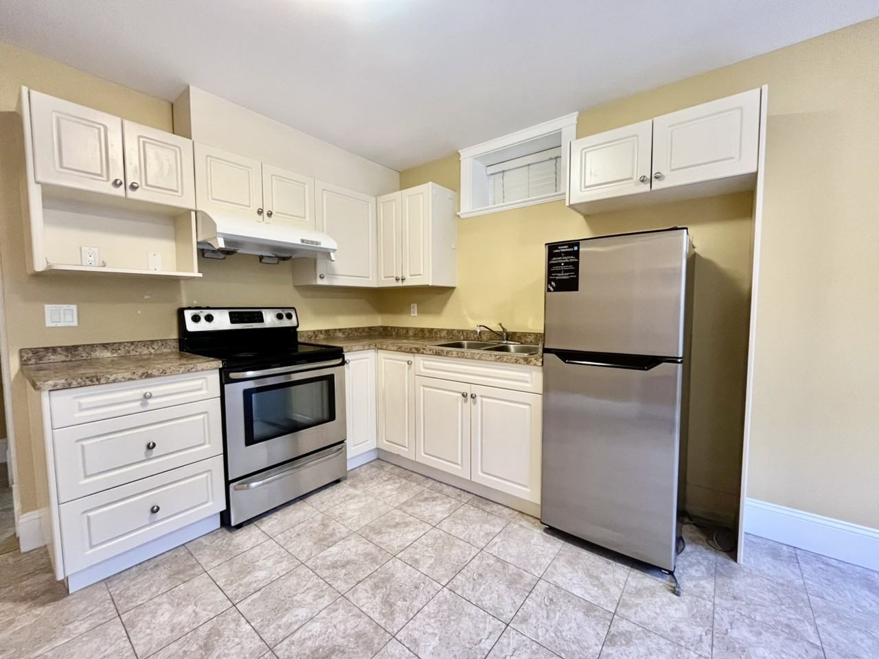 3080 East 24th Avenue - Photo 3 of 8