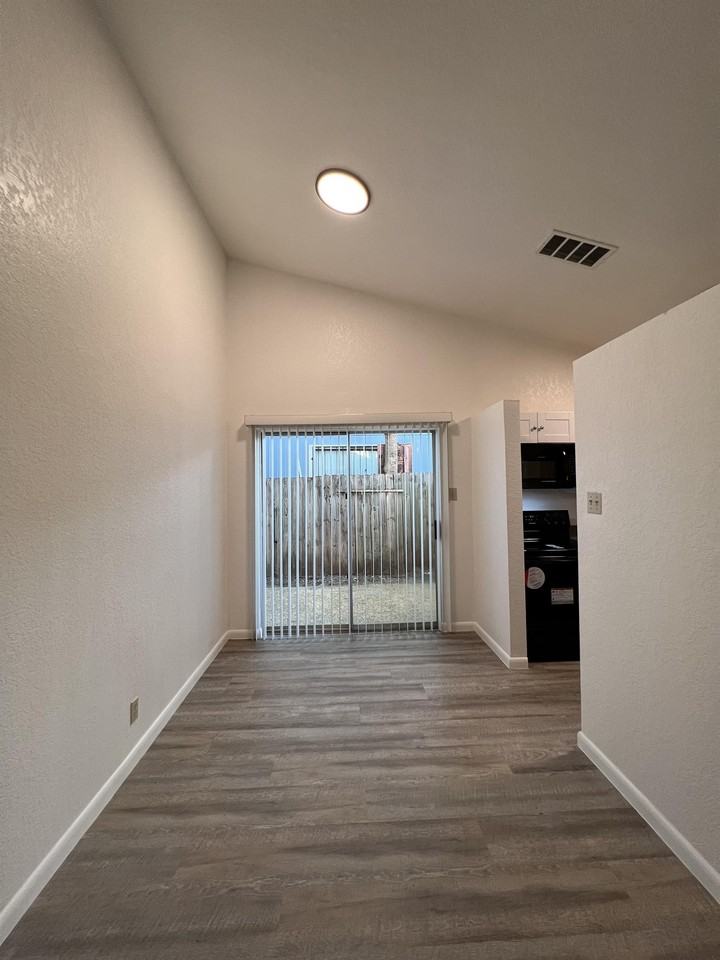 8848 Meadow Range St #2 - Photo 3 of 50