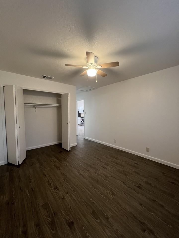 8848 Meadow Range St #2 - Photo 3 of 50