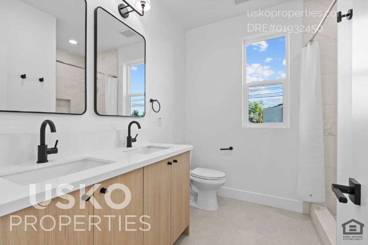 4385 El Camino Avenue - Photo 5 of 7