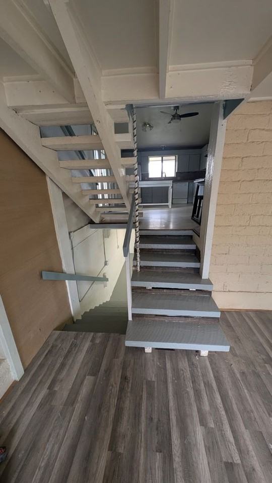 1213 San Luis St - Photo 6 of 14