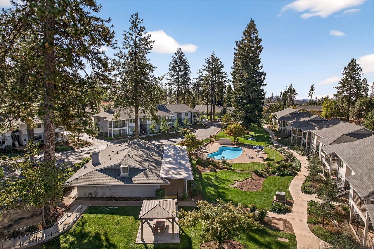 Villa Monterey Apartments - Photo 3 of 50