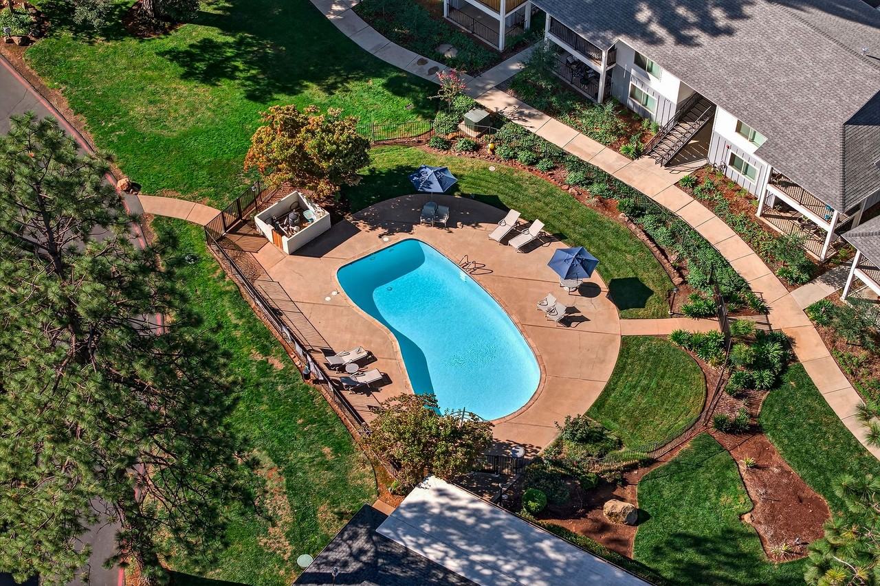 Villa Monterey Apartments - Photo 5 of 50