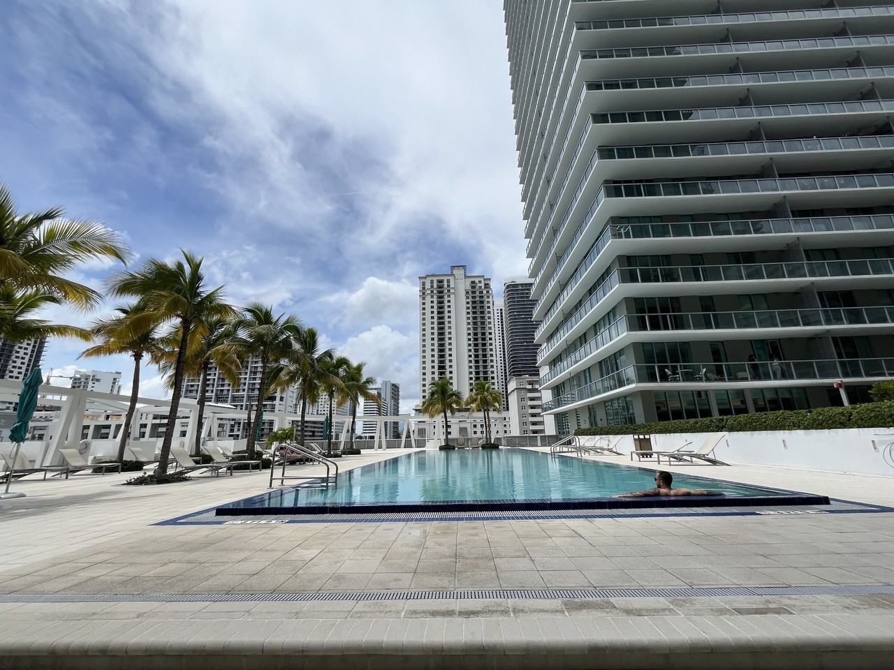 79 Swst 2808 #545 - Photo 2 of 14