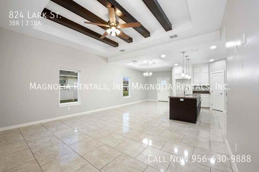 824 Lark Drive - Photo 4 of 15