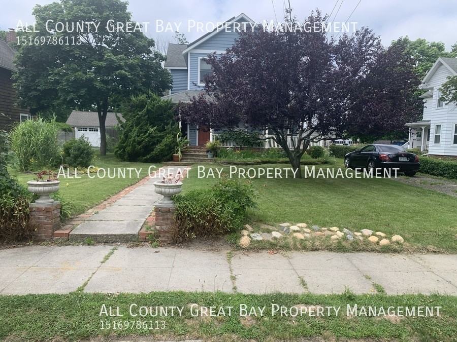 62 Jennings Ave #2 - Photo 3 of 10