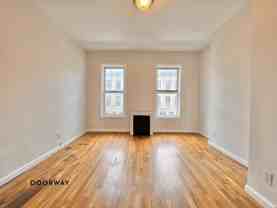 1327 Halsey St #3R - Photo 1 of 1