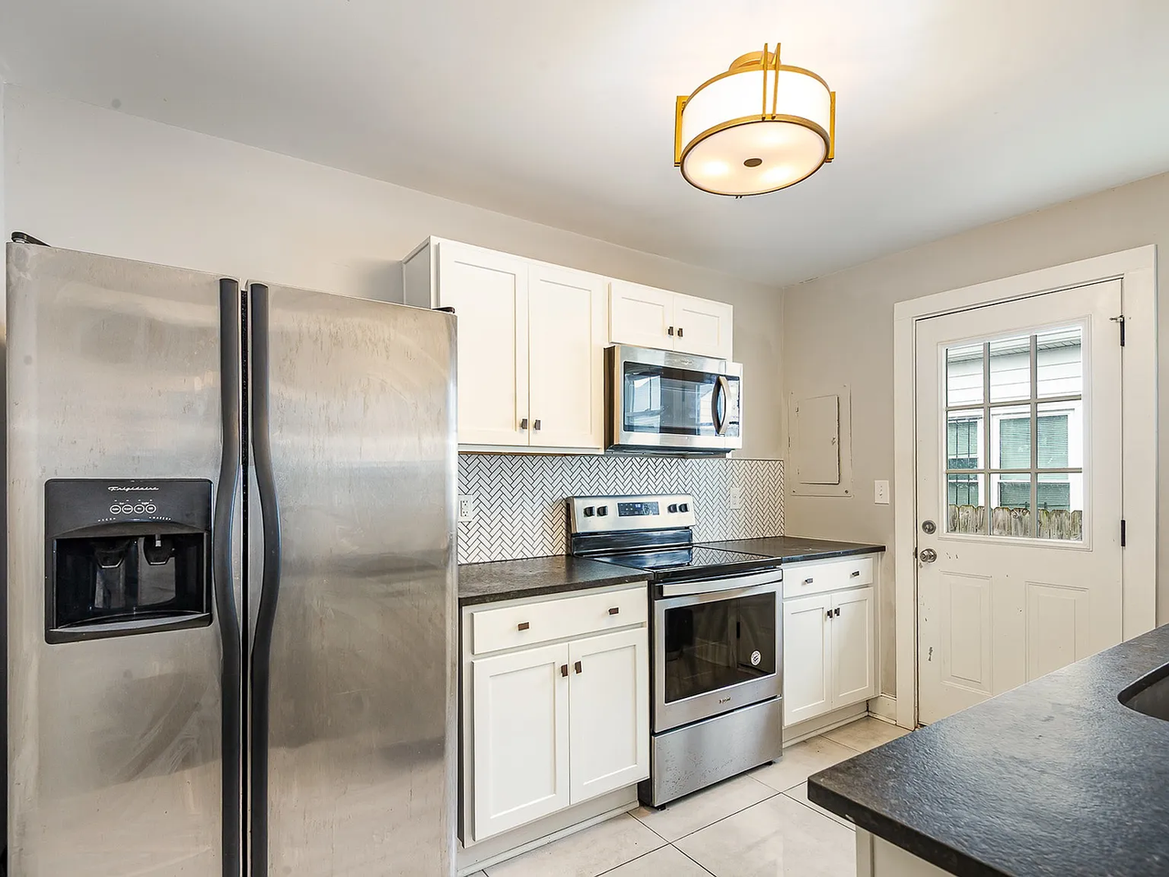 1509 21st Ave N #NA - Photo 3 of 10