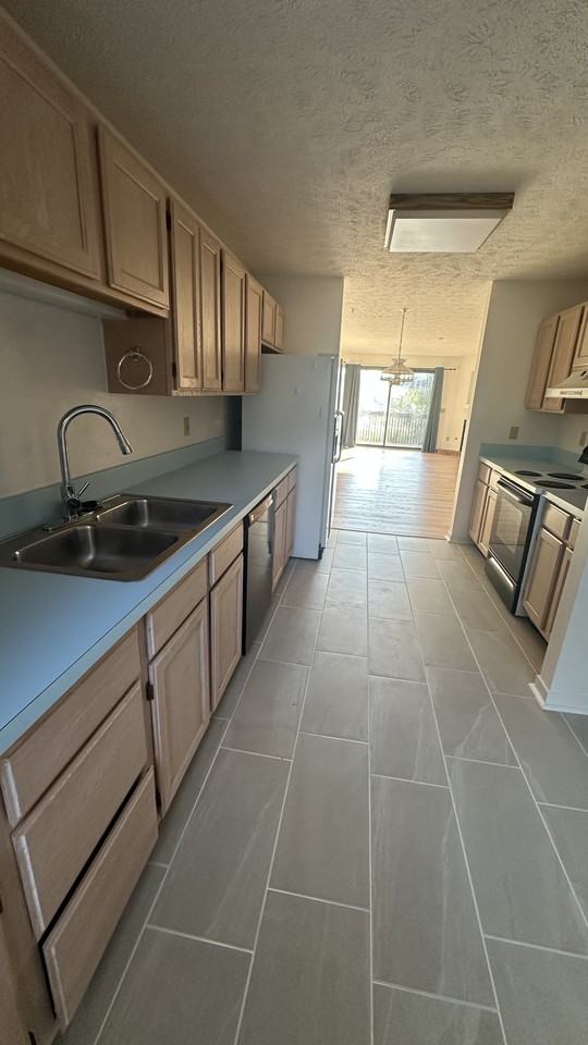 2327 Coyote Creek Dr #13 - Photo 2 of 18