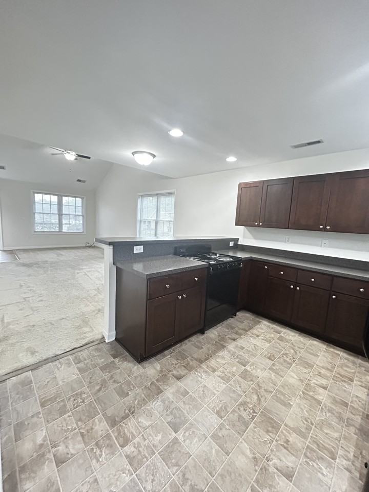 25 Brooke St #25BROOKE - Photo 4 of 30