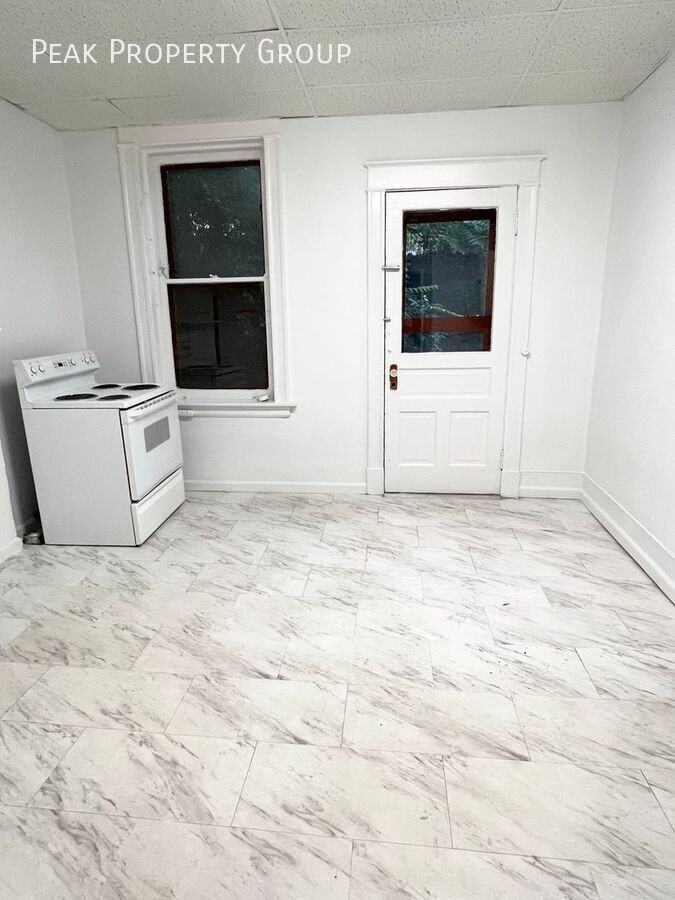 2322 Chickasaw St - Photo 5 of 21