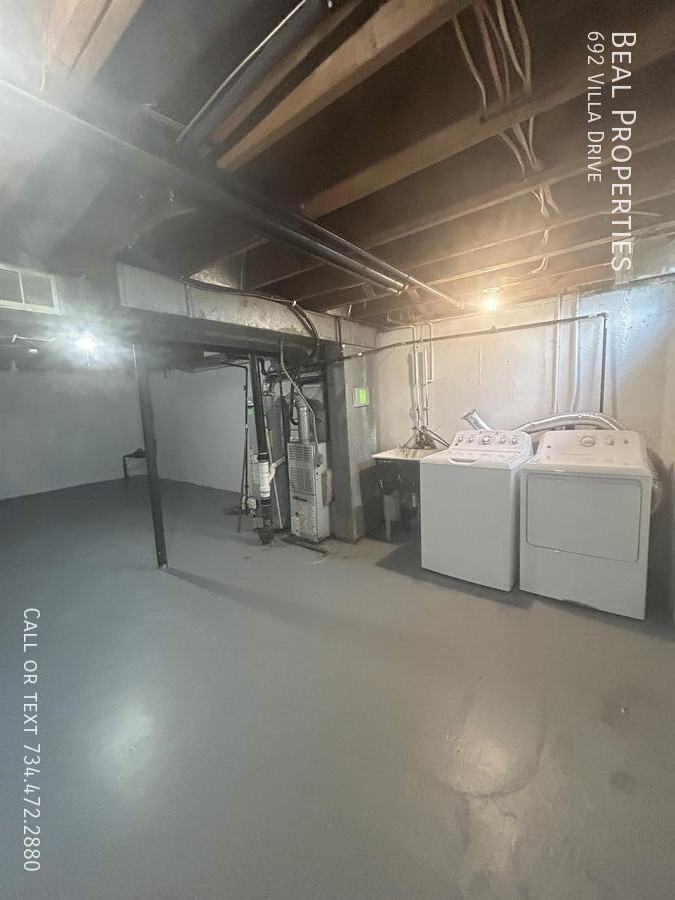 692 Villa Dr - Photo 3 of 8