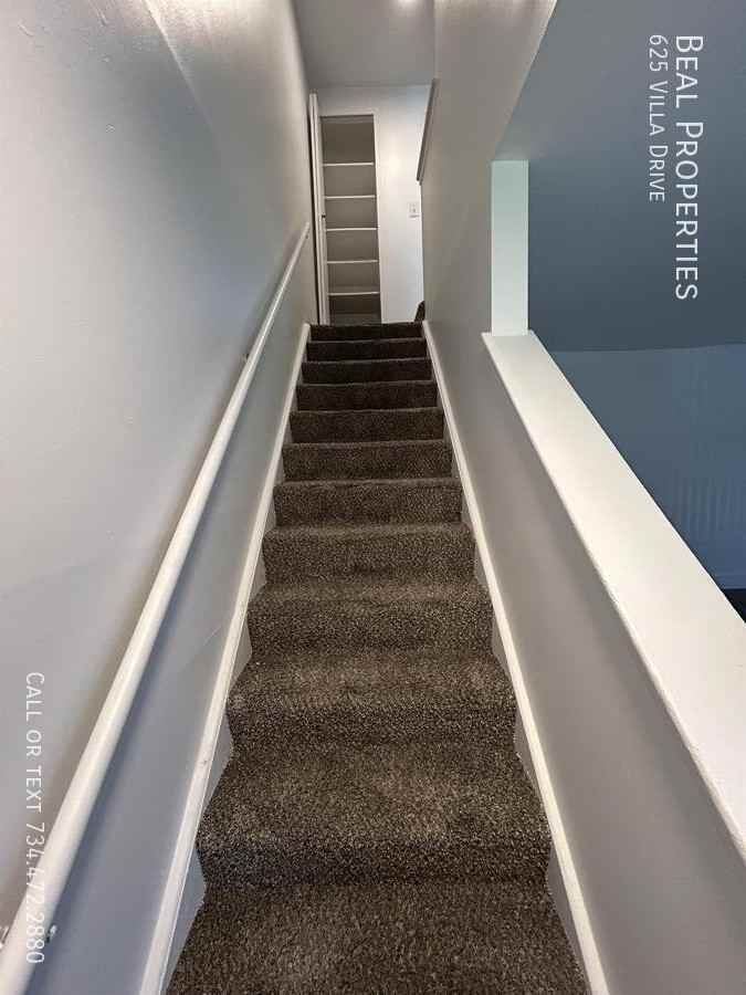 625 Villa Dr - Photo 3 of 7