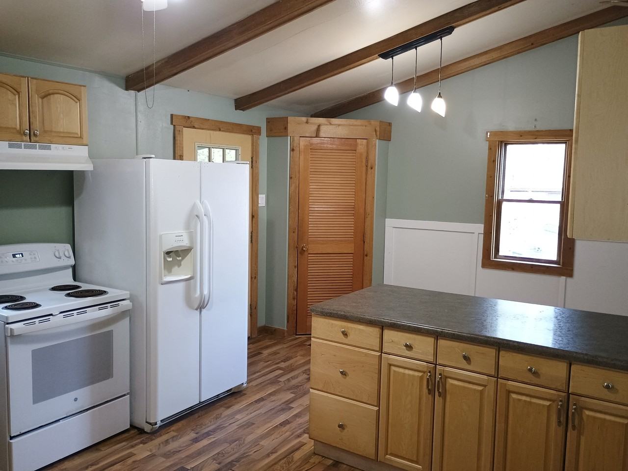 35 Cedar Ridge Dr #NA - Photo 3 of 9