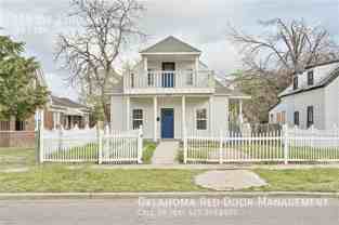319 Sw 23rd St #B - Photo 1 of 1