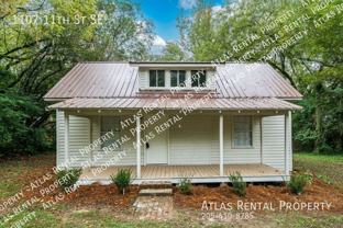 1107 11th St Se - Photo 1 of 1