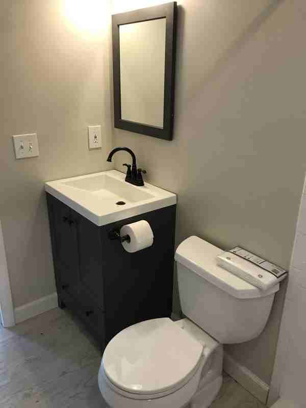 467 W Shore Dr - Photo 3 of 10