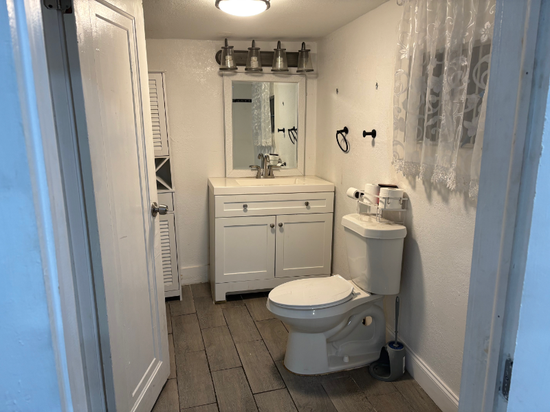 9402 97th Street - Photo 3 of 28