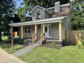 1614 11th Ave N - Photo 1 of 1