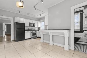 featured image of 37 Julius St #2