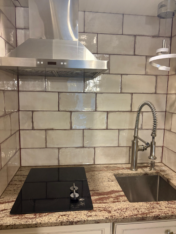 1023 Anderson Place Southeast - Photo 7 of 11