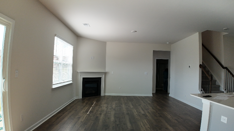 225 Mosby Dr - Photo 7 of 20